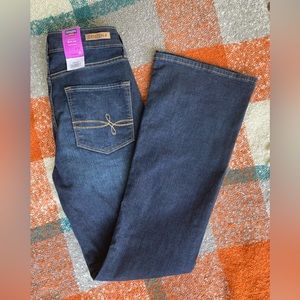Levi’s Denizen mid rise boot cut jeans